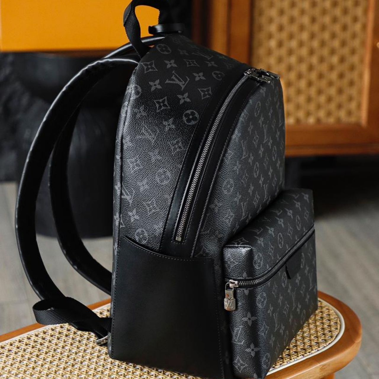 Prestige Edition - Louis Vuitton Discovery Backpack MM Monogram Eclipse 42cm M22545 - Image 5