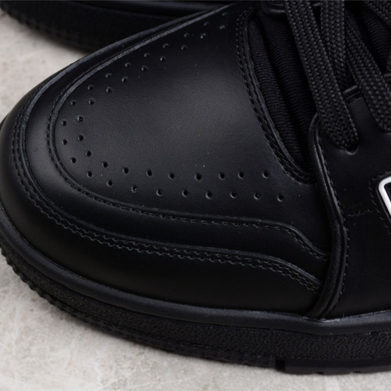 Louis Vuitton LV Trainer Sneakers Black - Image 15