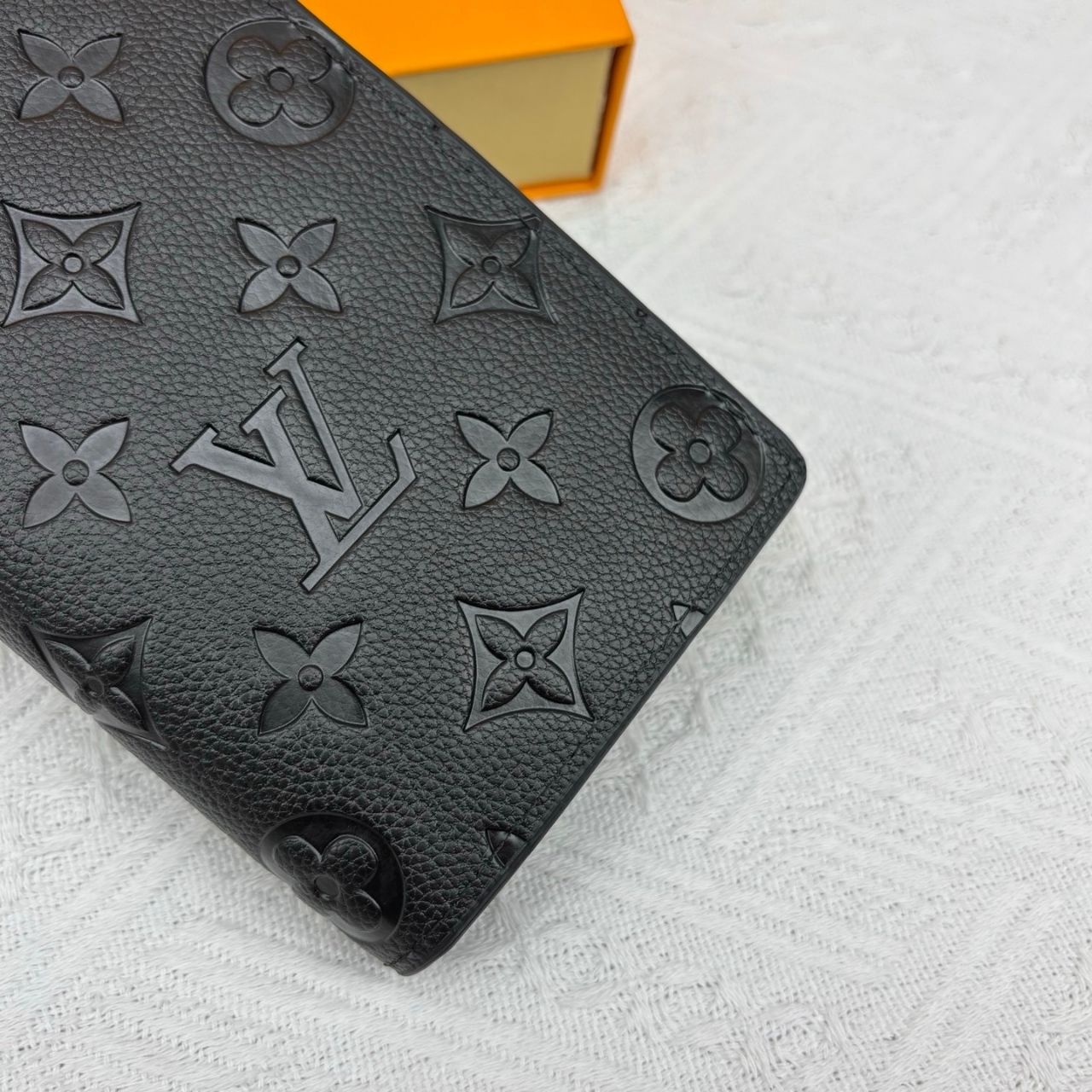 Louis Vuitton Brazza Wallet Monogram Shadow 19cm M62900 - Image 5