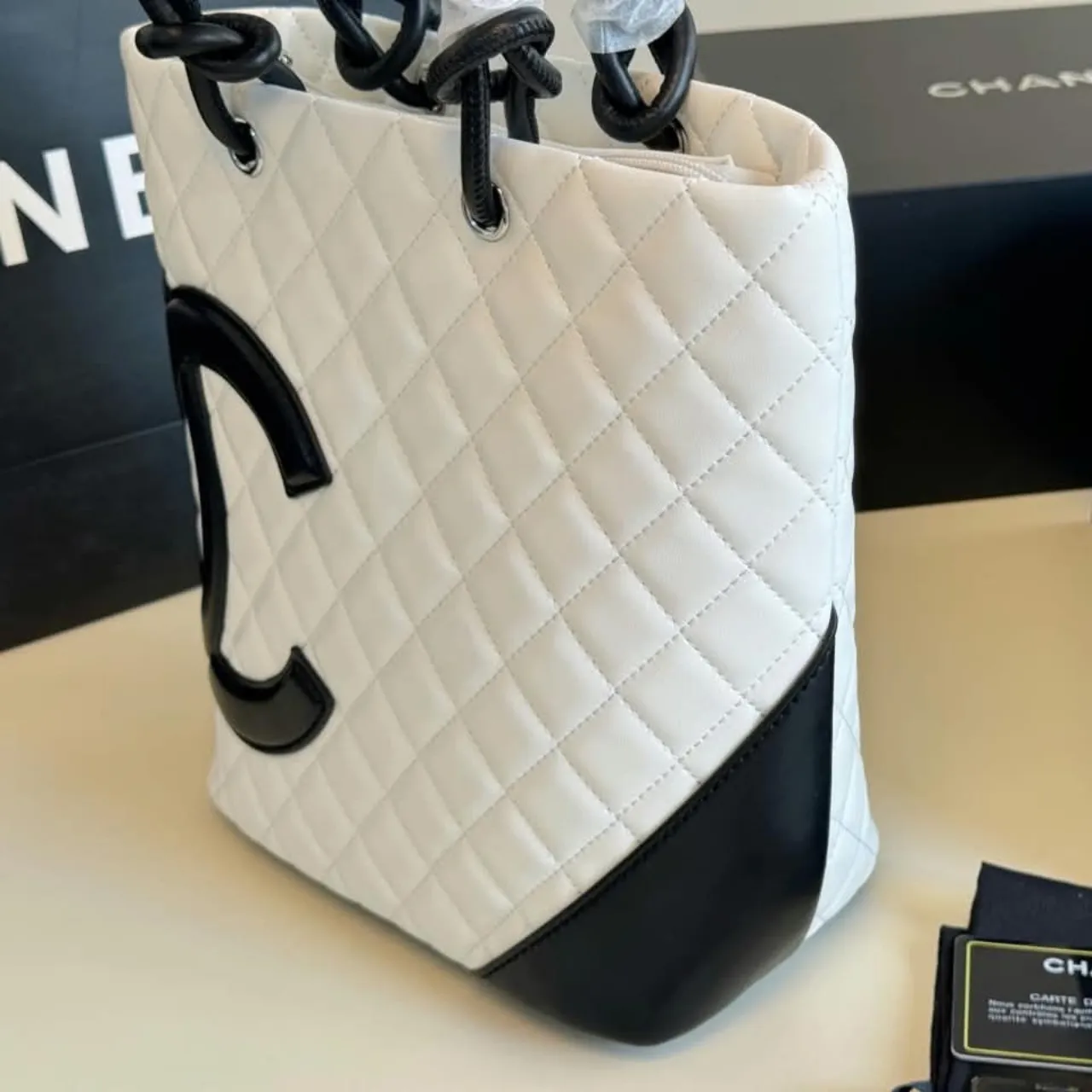 Chanel Cambon Line Medium Tote Bag In White And Black 20cm - Image 5