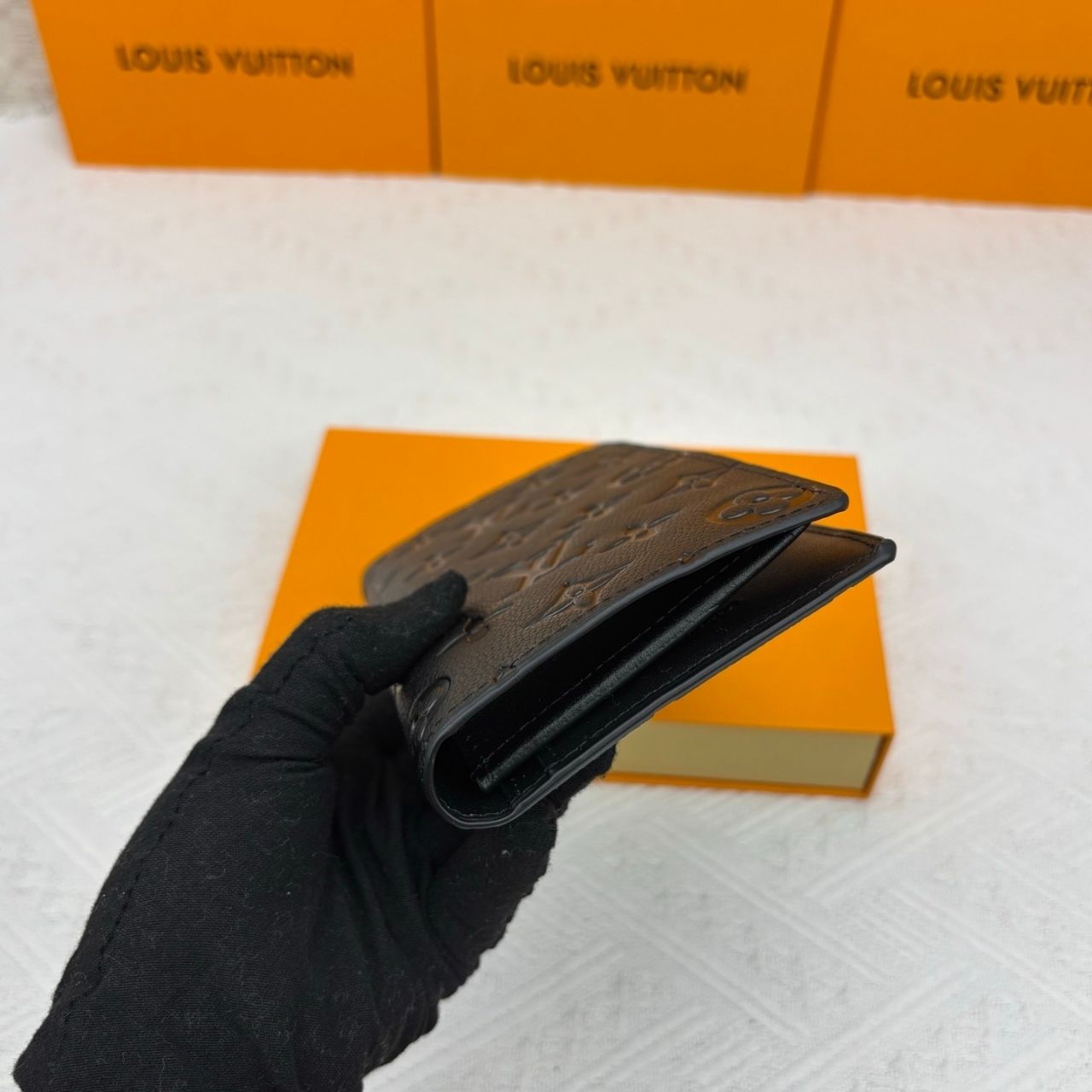 Louis Vuitton Brazza Wallet Monogram Shadow 19cm M62900 - Image 4